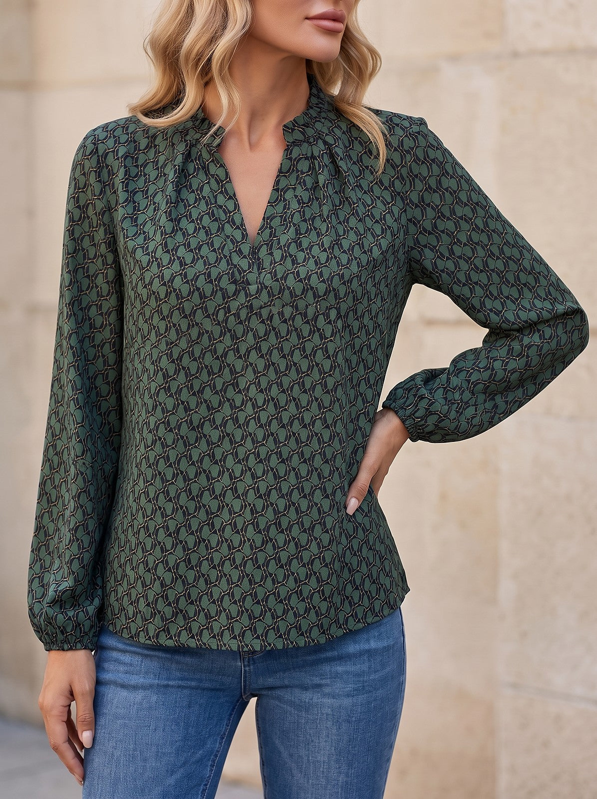 Women's Ruffle Neck Printed Puff Blouse