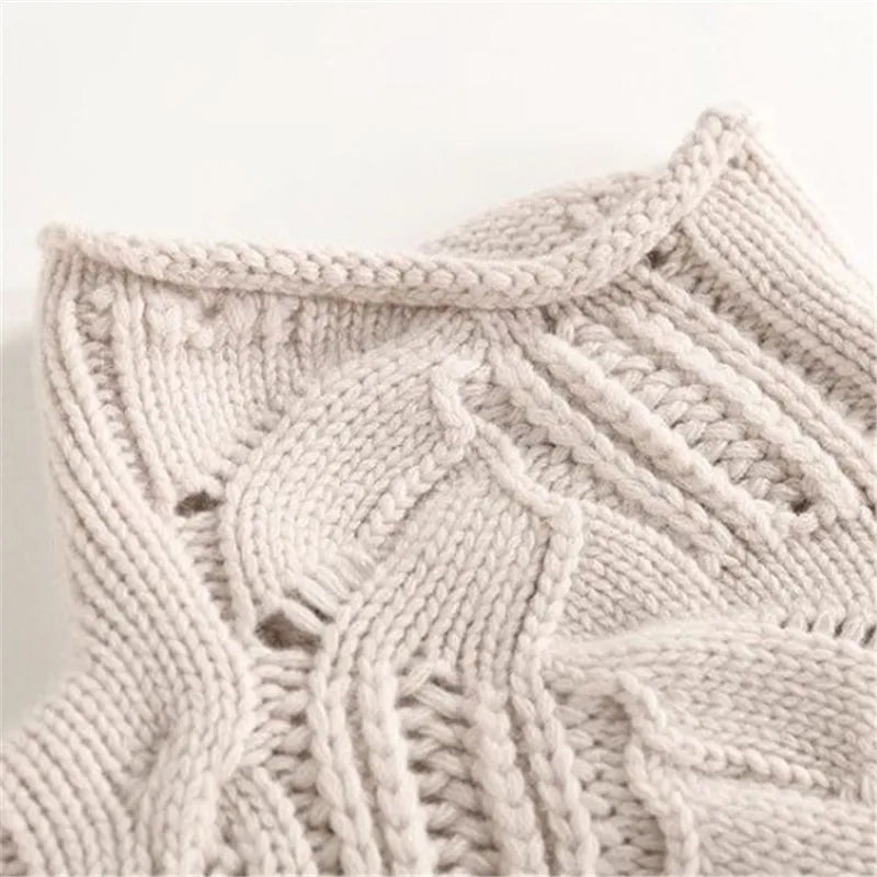 Women's Cable Knit Turtleneck Jumper with Dense Yarn