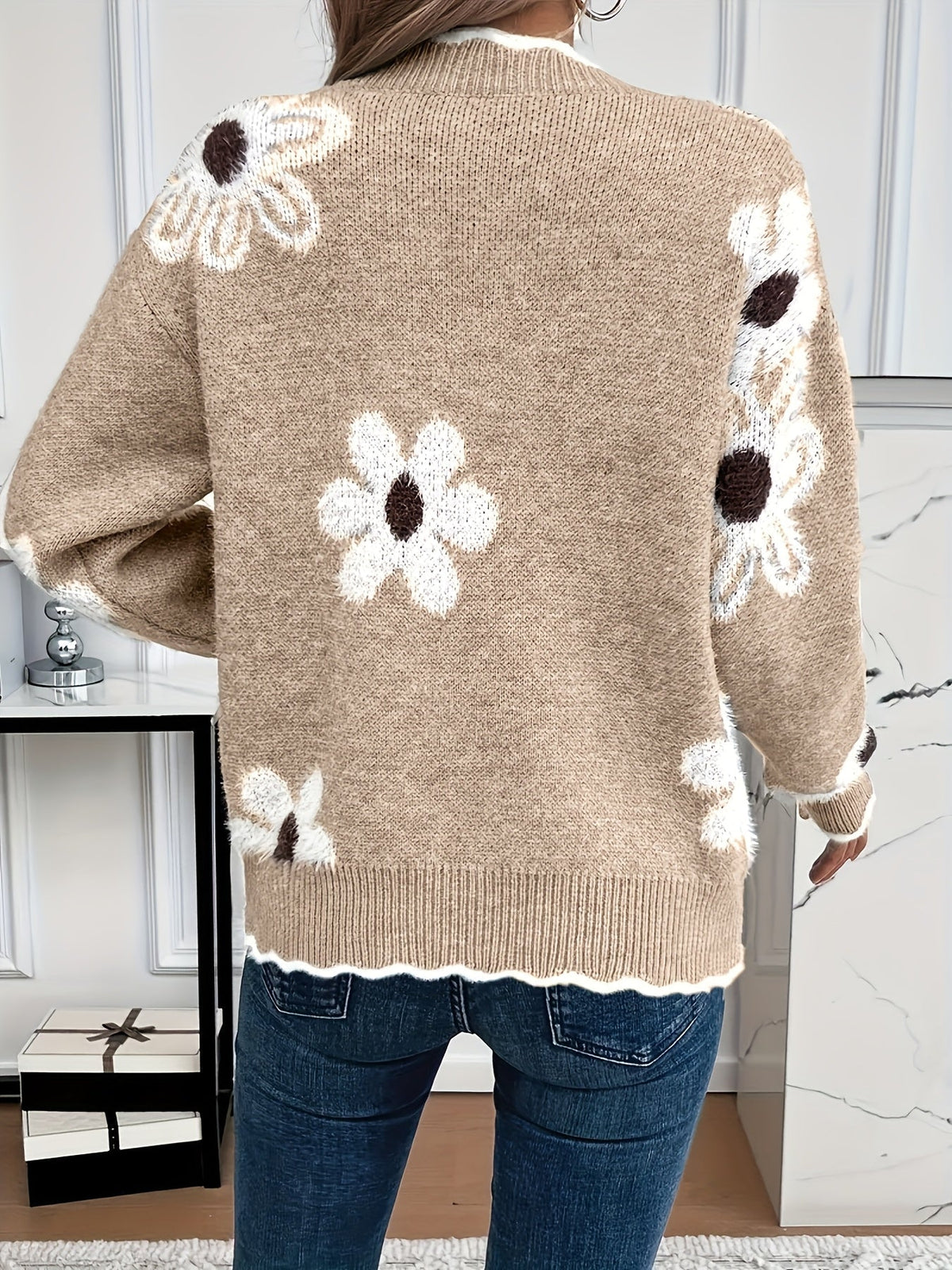 Women's Floral Print V-Neck Jumper with Comfortable Fit