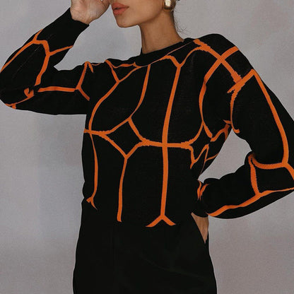 Women's Knitted Jumper with Geometric Pattern and Clean Finish