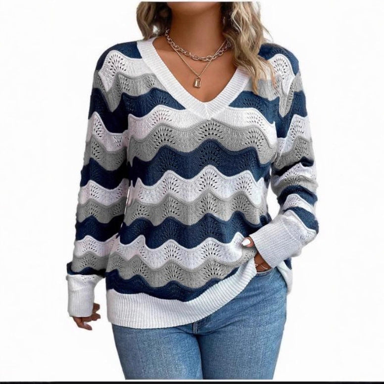 Women's Lightweight V-Neck Jumper with Zigzag Pattern