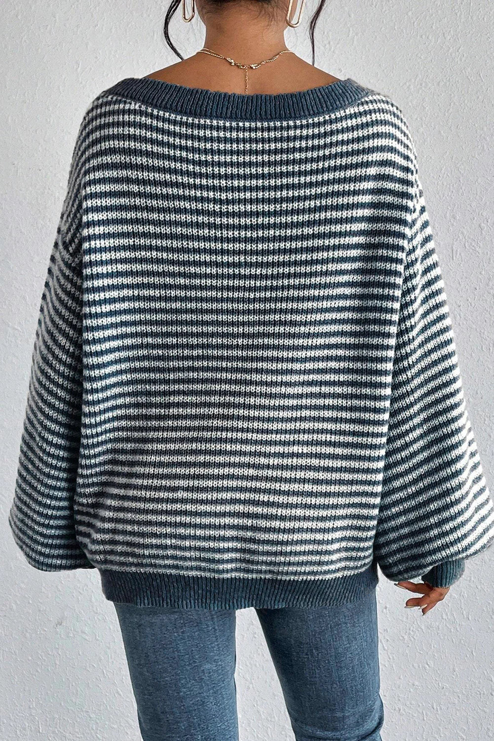 Women's Off-The-Shoulder Jumper with Voluminous Sleeves