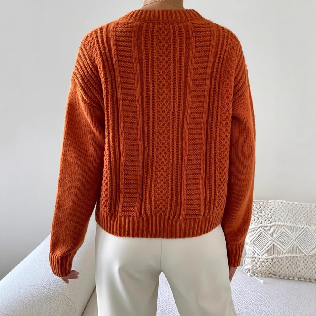 Women's Oversized Cable Knit Jumper in Soft Yarn