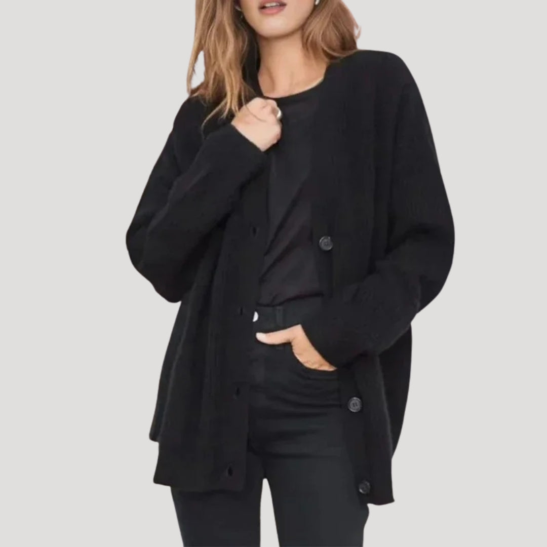 Women's Oversized V-Neck Cardigan in Soft Yarn