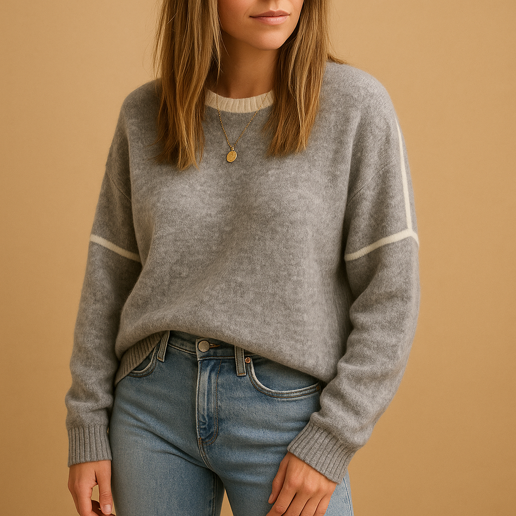 Women's Round Neck Jumper with Contrasting Stripes