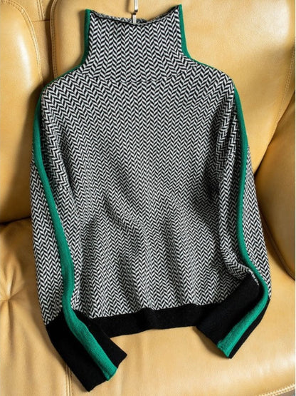 Women's Soft Knit Turtleneck Jumper with Fitted Style