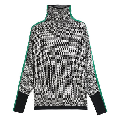 Women's Soft Knit Turtleneck Jumper with Fitted Style
