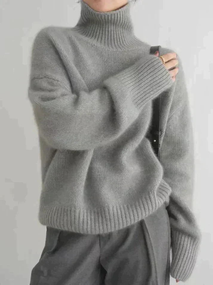 Women's Turtleneck Jumper with Long Sleeves