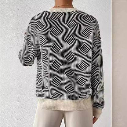 Women's Wide-Sleeved Jumper with Wave Pattern