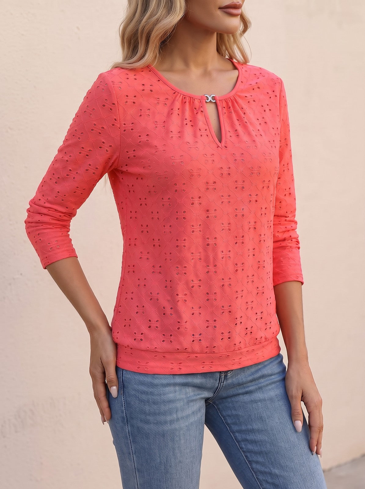 Women's Embroidered Knit Round Neck Blouse